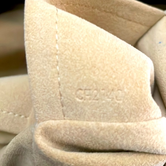 Authentic Louis Vuitton ARTSY MM - Picture 4 of 10